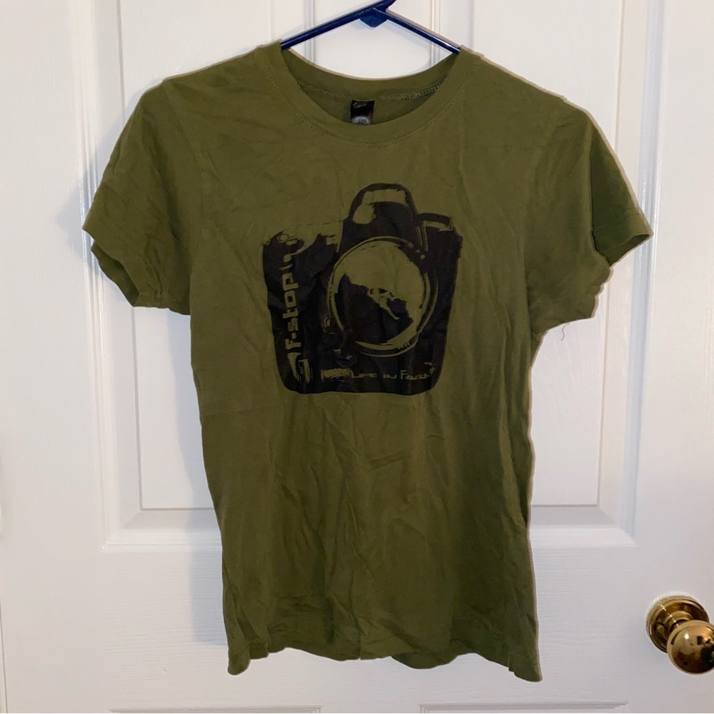 FSTOP Camera T-Shirt with Logo on Back Size Small